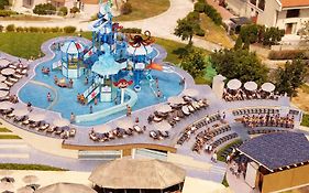 Royal Bay Resort & Aqua Park
